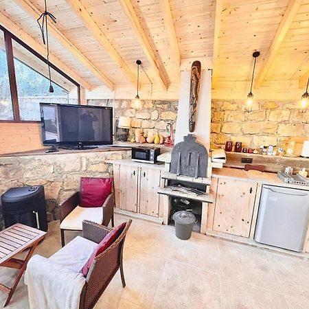 Sunny House Izgrev Villa Balçık Oda fotoğraf