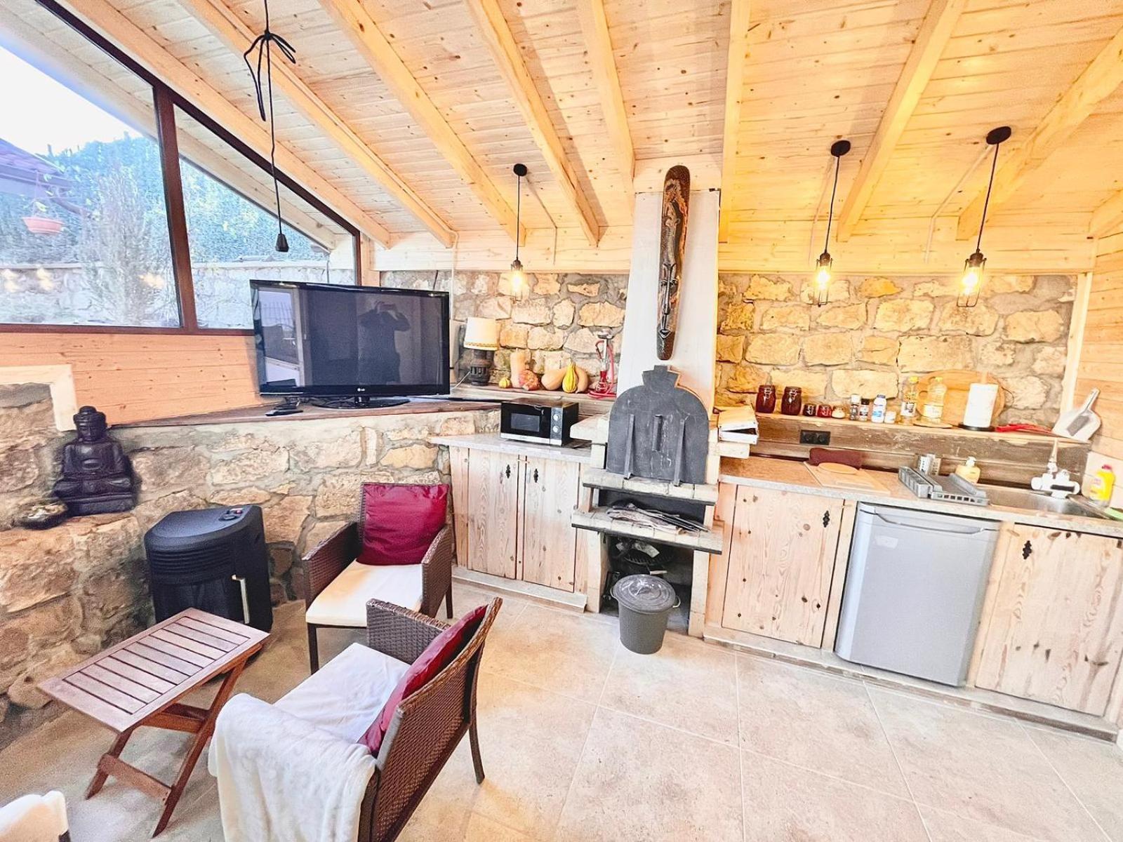 Sunny House Izgrev Villa Balçık Oda fotoğraf